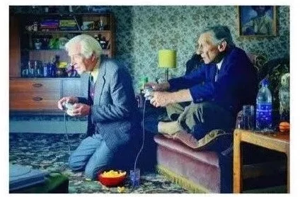 经典老头与老汉GAyxXXⅩ：这是一部融合了幽默与深刻人生哲理的作品，展现了两位老人之间的友谊和生活智慧