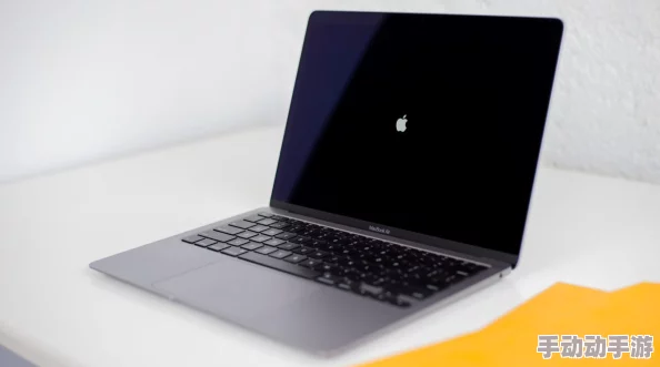 网友看法：macbookair18和19的性能对比，哪款更适合学生和办公族使用？