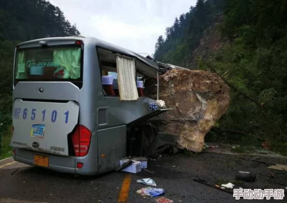 野外车里地震视频怎么播放?网友热议:这种情况下如何确保安全与信息获取的平衡? 野外车里地震视频怎么播放?网友热议:这种情况下如何确保安全与信息获取的平衡?