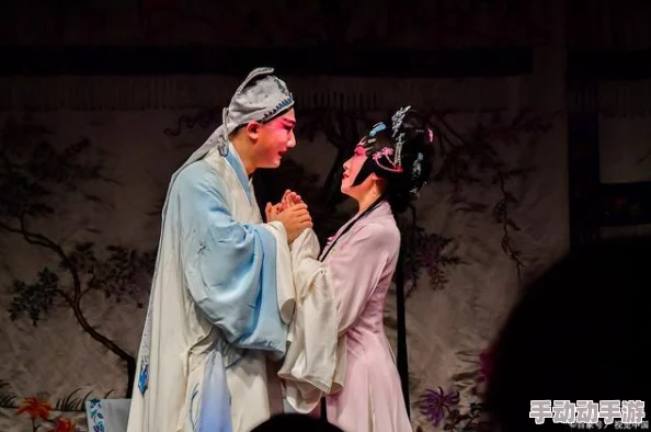 崔莺莺张生云雨经过细节:两人情感纠葛与命运转折的深度分析与解读 崔莺莺张生云雨经过细节:两人情感纠葛与命运转折的深度分析与解读