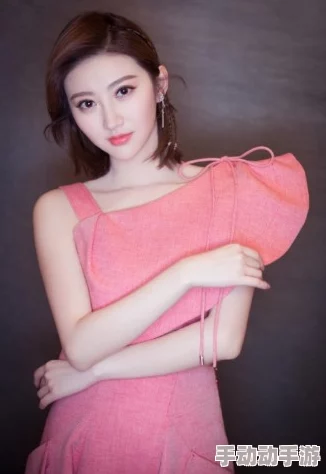 极品粉嫩小仙女小泬69XX：曝光与富二代绯闻、豪宅内幕及神秘背景揭秘