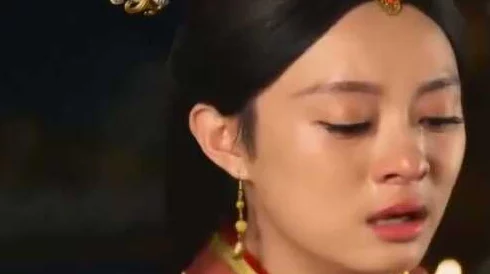 芈月脸红流口水流眼泪翻白眼：古代宫廷剧中的情感表现与角色塑造研究