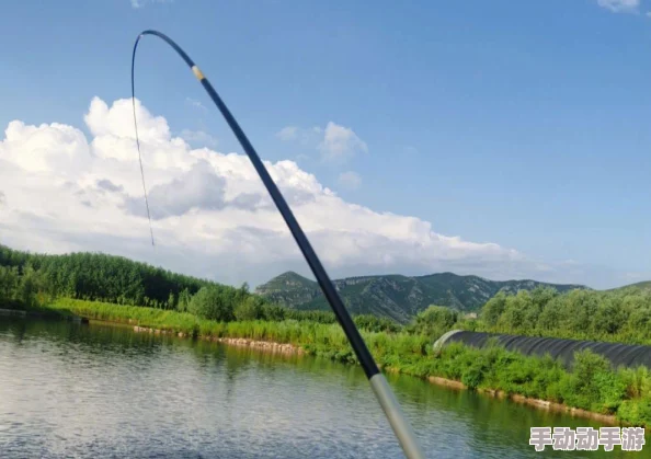探秘天下手游:钓鱼奇遇记——雷钻惊喜获取与高效垂钓策略大公开 探秘天下手游:钓鱼奇遇记——雷钻惊喜获取与高效垂钓策略大公开
